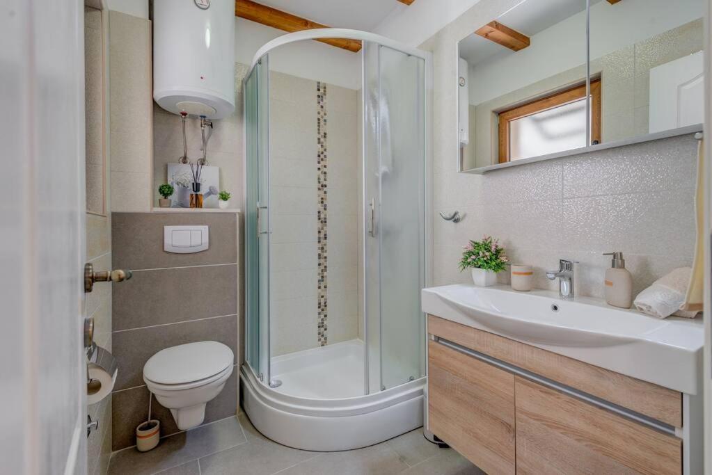 Diva 1,Stylish Old Town Studio Apartment Near Beach Split Buitenkant foto